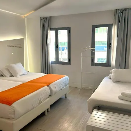 Atarazanas Boutique Hotel