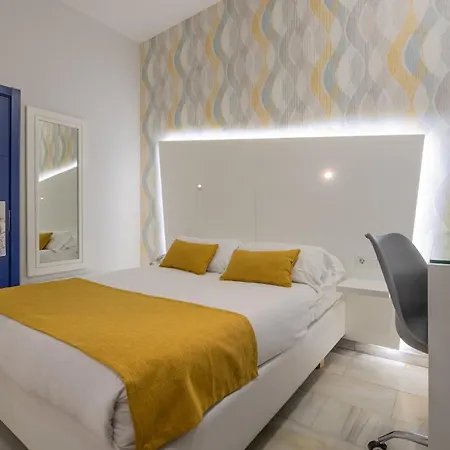 Atarazanas Boutique Hotel 3*