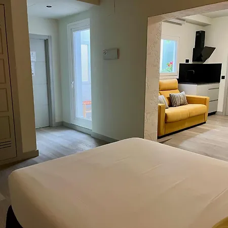 Hotel Atarazanas Boutique 3*